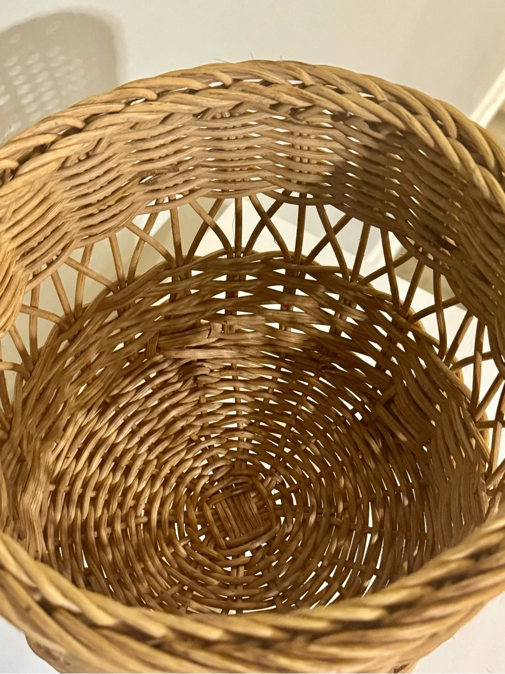 Woven Rattan Round Planter with Legs - Natural Tan
